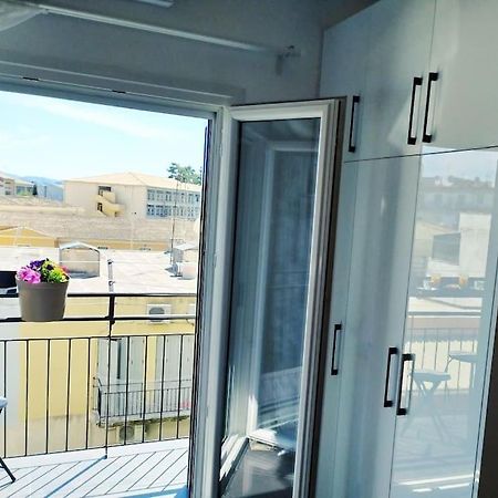 Appartement Chrysa'S Cozy à Corfu  Extérieur photo
